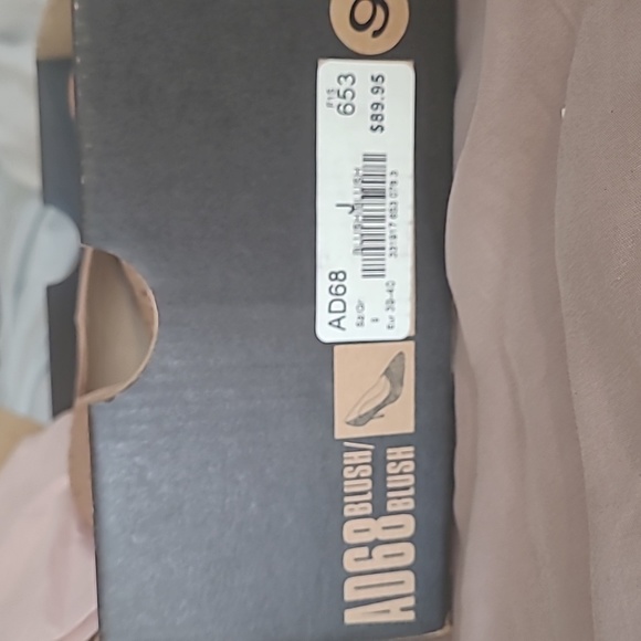 Shoes - Picture 2 of 8